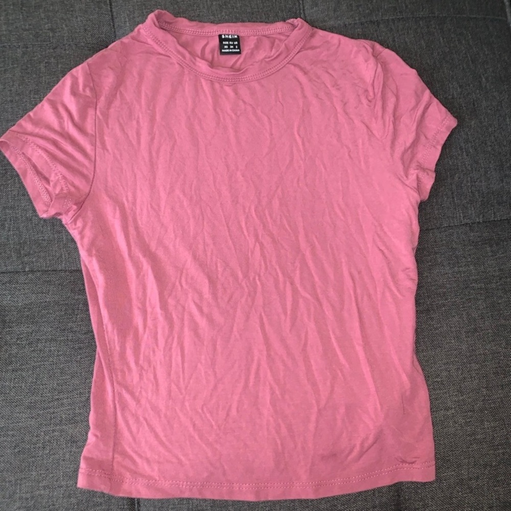 SHEIN Rosy Short Sleeve Tee
